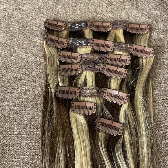 PURPLE Beyond the beauty 100% human hair clip extensions - Picture 11 of 11